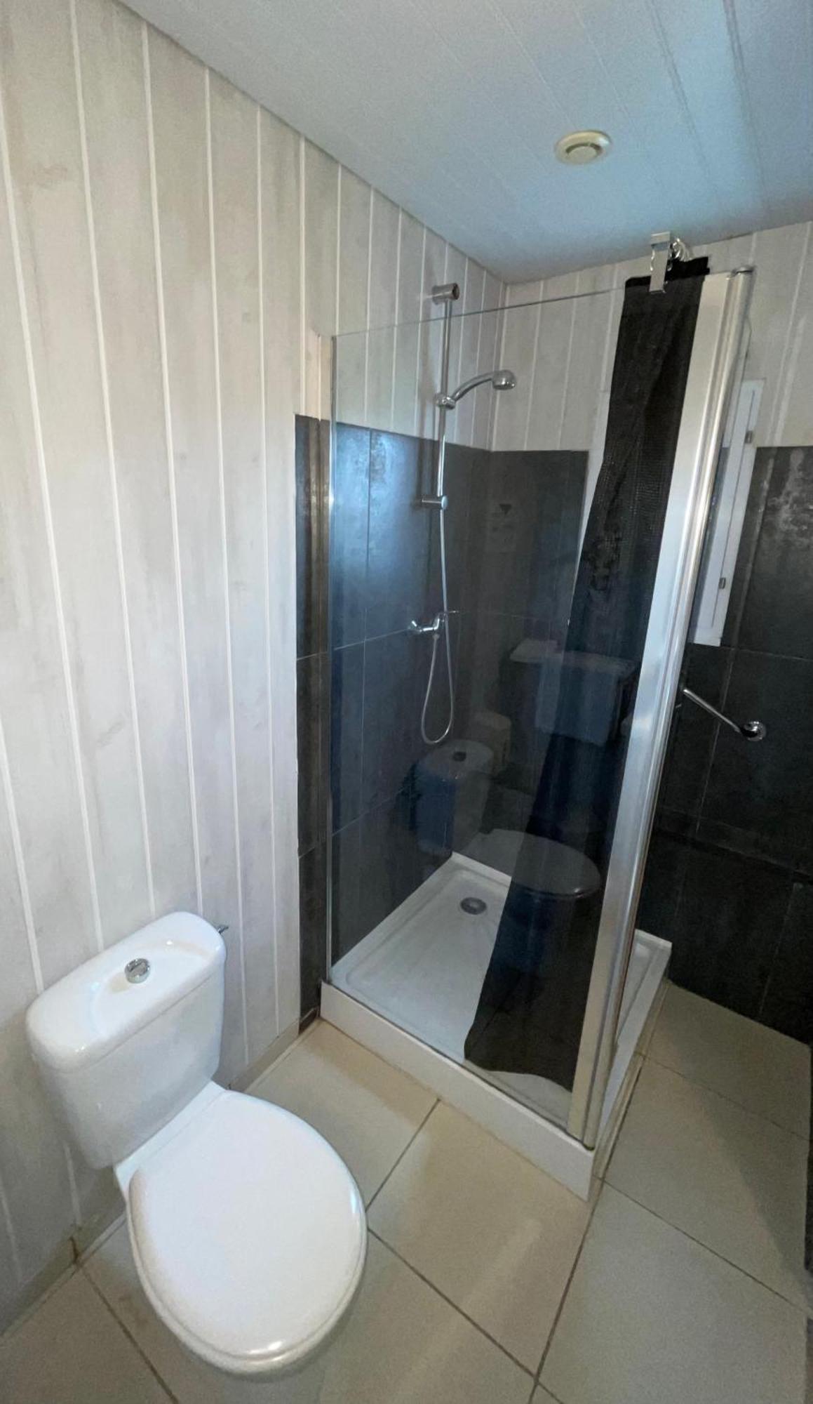 Hotel Auberge Des Charmilles Sainte-Soulle Phòng bức ảnh